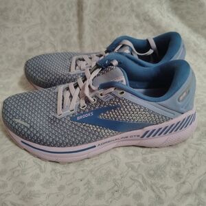 Brooks Women's Blue Running Shoes